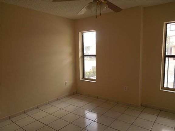 4th image of 10335 NW 127th St