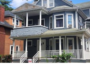 65 Oak Grove Ave #1, Springfield, MA 01109