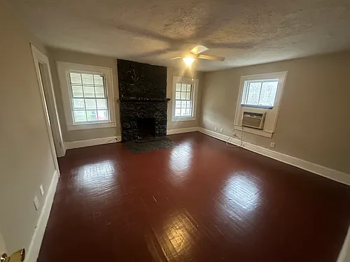 342 Holmes St #4 Photo 1