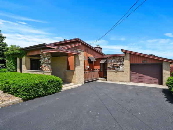 10101 S 88th Ave, Palos Hills, IL 60465