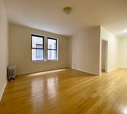 Rented by Oxford Property Group | media 2