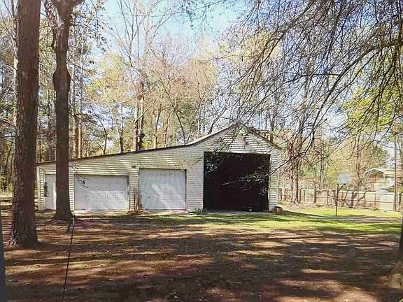 4th image of 18032 N Lakeview Dr