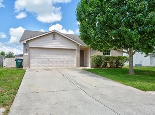 292 Indian Paintbrush Dr, Kyle, TX 78640