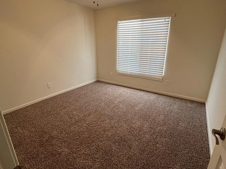 3623 E Marmora St — Photo 17