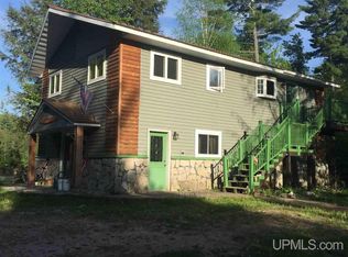 N6498 Perch Lake Rd, Munising, MI 49862