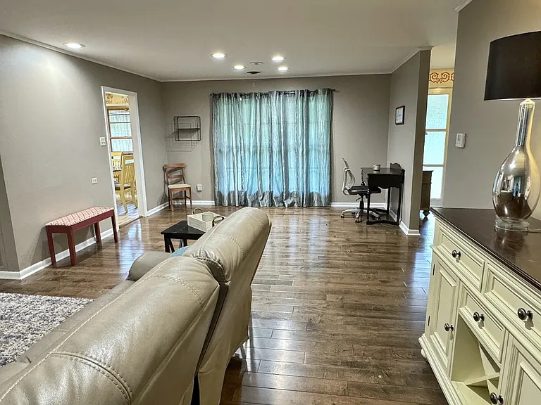 102 N Pinecrest Dr — Photo 20