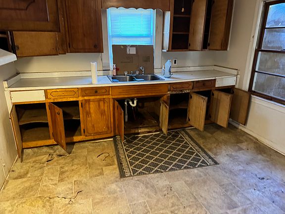 4th image of 426 Fairmont Ave #1