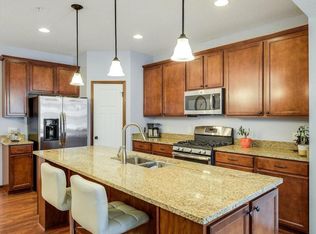 9500 Washington Blvd UNIT 7, Chanhassen, MN 55317