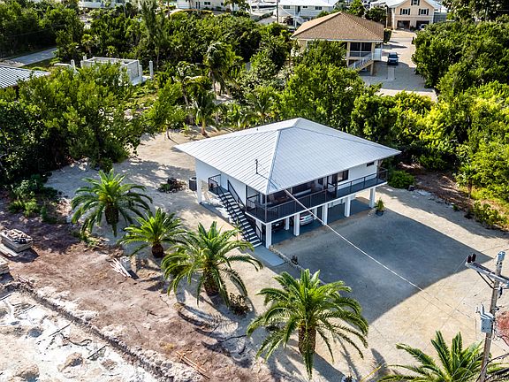 3rd image of 127 Bimini Dr