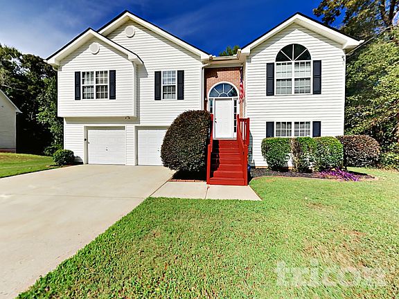 2nd image of 760 Country Lake Ct