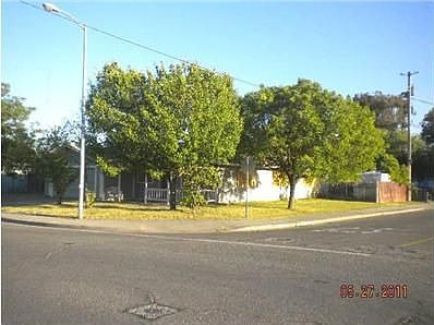2nd image of 2498 Olive Ave