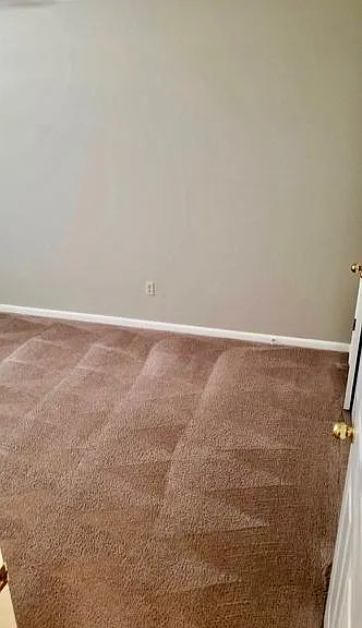 15158 Glenwood Ave — Photo 9