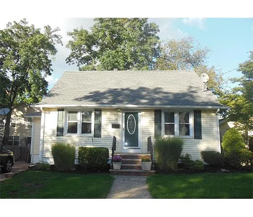 15 Marlborough Rd photo 1