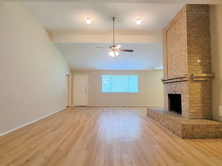 19407 Spanish Needle Dr — Photo 3