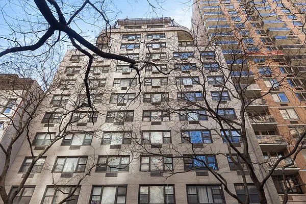 Rented by Douglas Elliman | media 7