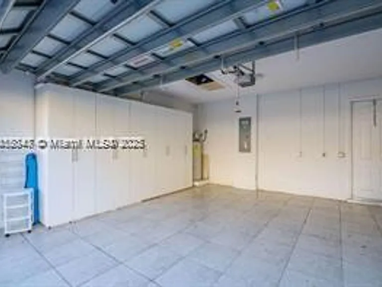 109 SW 147th Ter #1109 — Photo 16