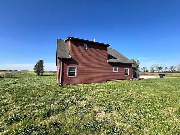 3rd image of 1913 E County Road 400 S