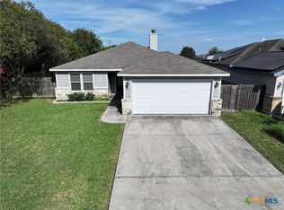 2902 Lenora Dr, Victoria, TX 77901