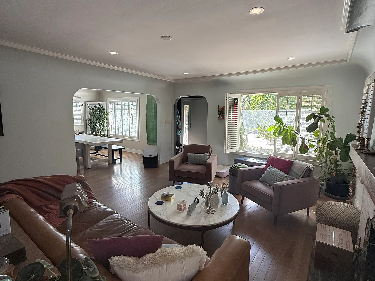 3 bed, 2300 sqft, $4,500 — Photo 2