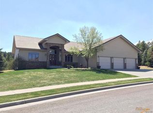 7001 Prestwick Rd, Rapid City, SD 57702