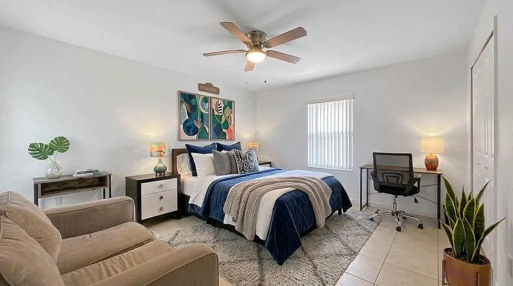 4 bed, 2.0 bath, 1608 sqft, $1,594 — Photo 3