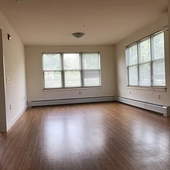 1191 North Ave — Photo 2