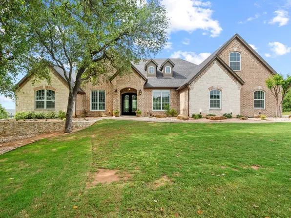 2103 Wills Way Dr, Granbury, TX 76049