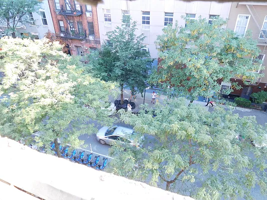 Rented by Renetta Real Estate | media 43