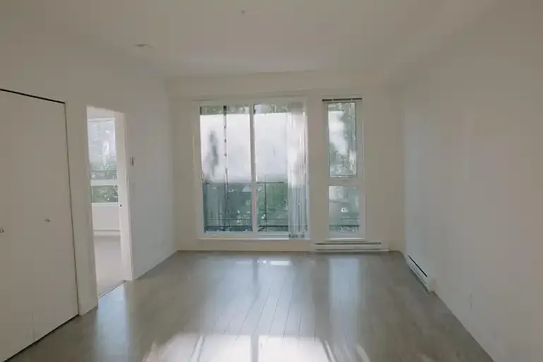 1 bed, 1.0 bath, 721 sqft, $2,100 — Photo 4