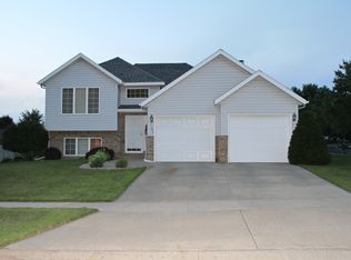 3940 Alberta Dr NE, Rochester, MN 55906