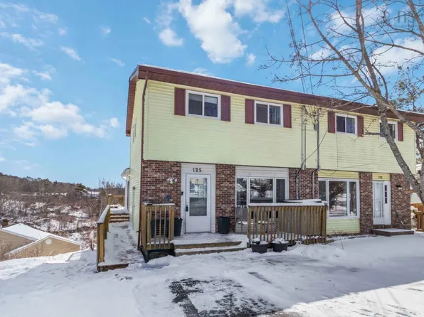 125 Gloria Ct, Halifax, NS B4E 1Y1