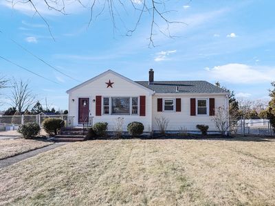 95 Old Post Rd, North Attleboro, MA, 02760