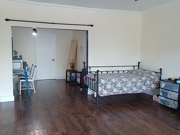 3rd image of 1455 Michigan Ave APT 2