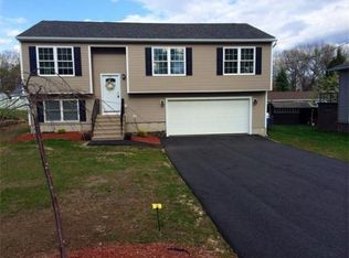 29 Florida St, Ludlow, MA 01056