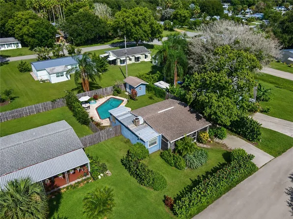1381 3rd Ct, Vero Beach, FL 32960