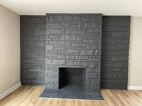 5th image of 1066 Northview Dr