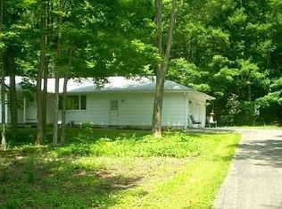 2060 Lapham Rd, East Aurora, NY 14052