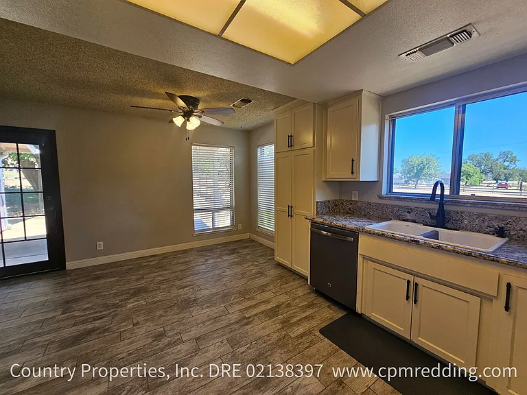 12183 Dry Creek Rd — Photo 11