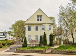 32 Williams Ave APT 3, Hyde Park, MA 02136