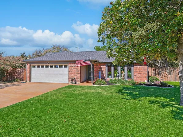 1028 Hummingbird Trl, Grapevine, TX 76051