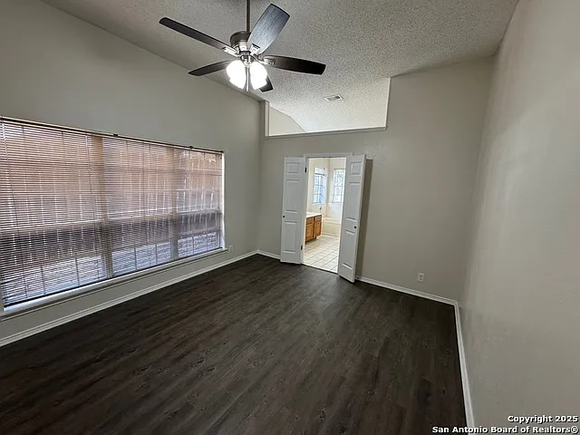 5922 Spring Buck — Photo 7