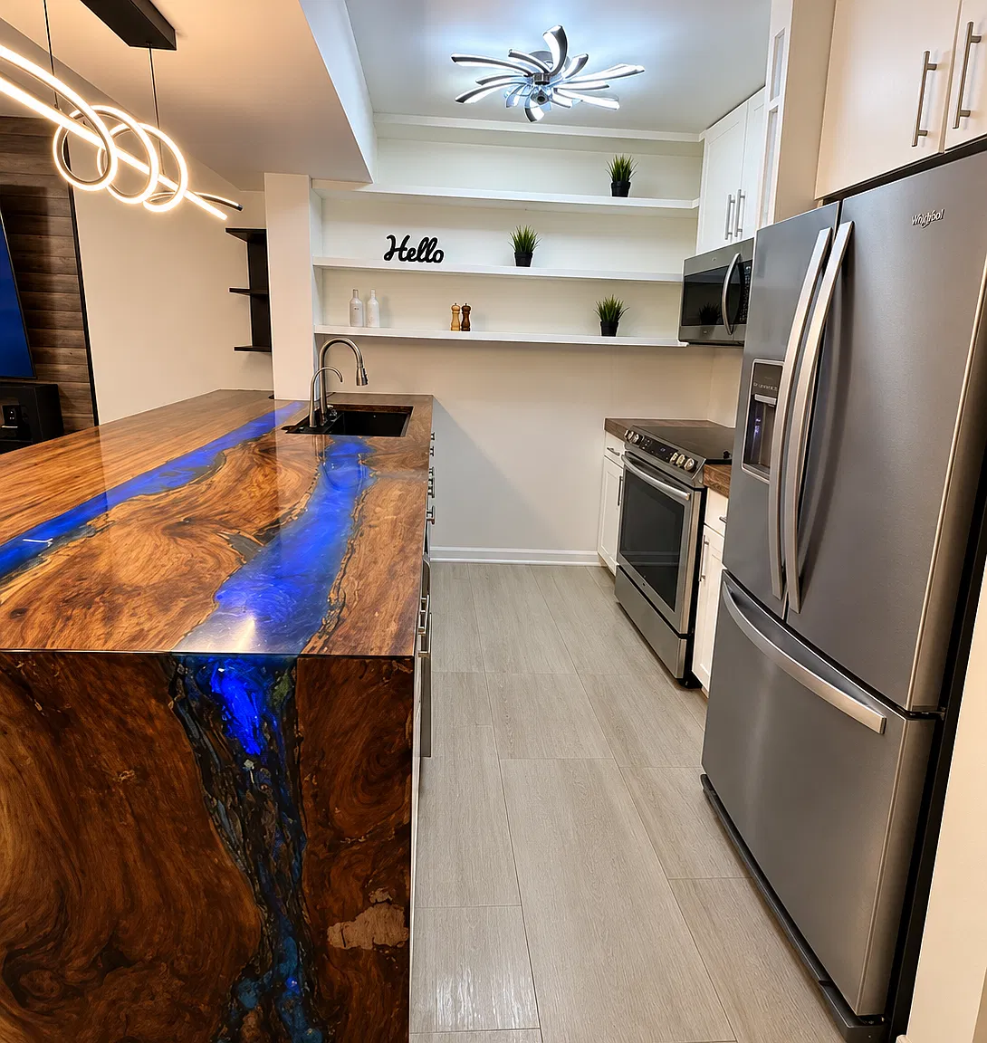 1 bed, 550 sqft, $2,100 — Photo 2