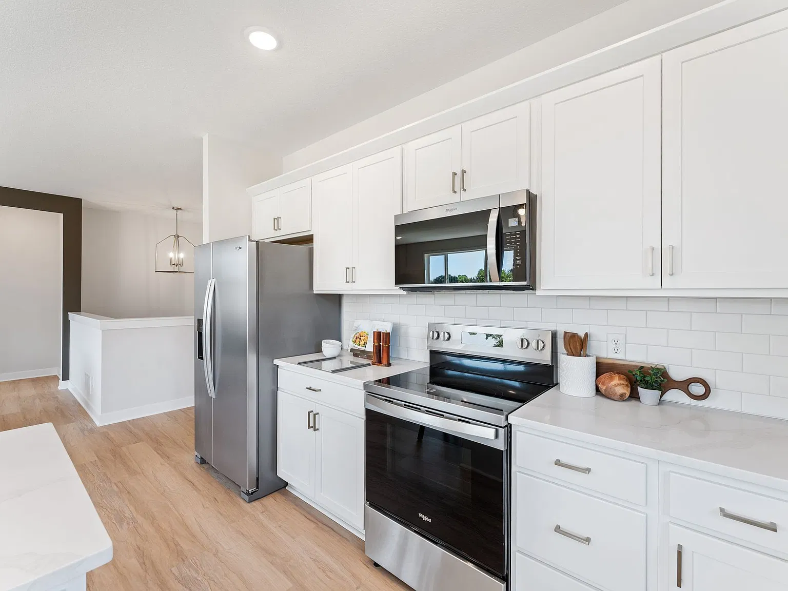 4 bed, 2957 sqft, $3,700 — Photo 4
