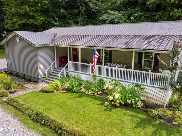 1697 Munsey Hatcher Rd, Seymour, TN 37865