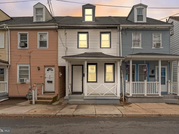 212 York St, Burlington, NJ 08016