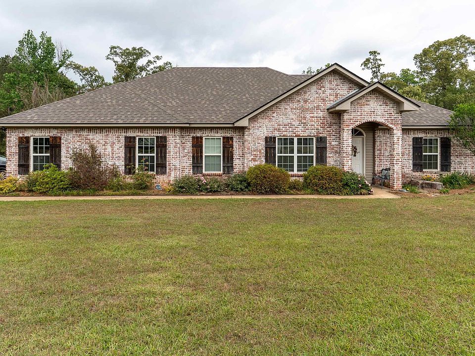 1st image of 253 Myrtle Dr