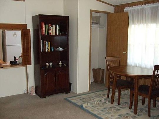 5th image of 177 Sea Fern Dr