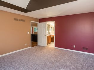 4405 Old Trace Ct, Floyds Knobs, IN