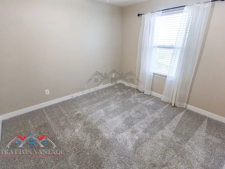 23658 S 210th Pl — Photo 26