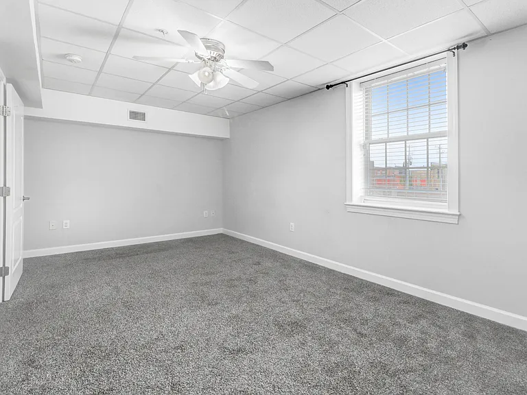 118 W Mulberry St #C — Photo 12